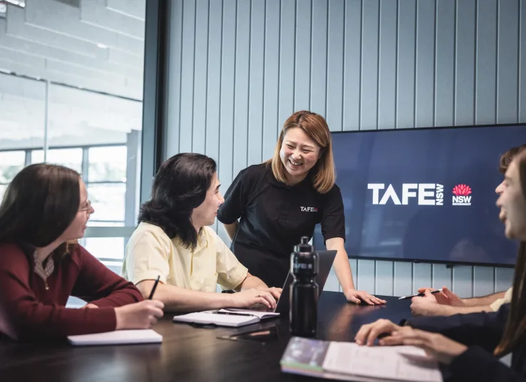 Giảng viên TAFE NSW Việt Nam trong buổi tập huấn nghiệp vụ sư phạm