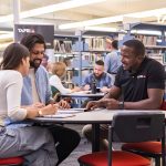 Sinh viên không chỉ được đào tạo kiến thức mà còn tích lũy thêm nhiều kinh nghiệm thực tiễn