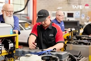 Giáo dục nghề nghiệp Úc (Vet) là gì?