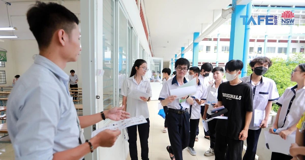 Ngành Marketing xét tuyển những khối và tổ hợp môn nào?