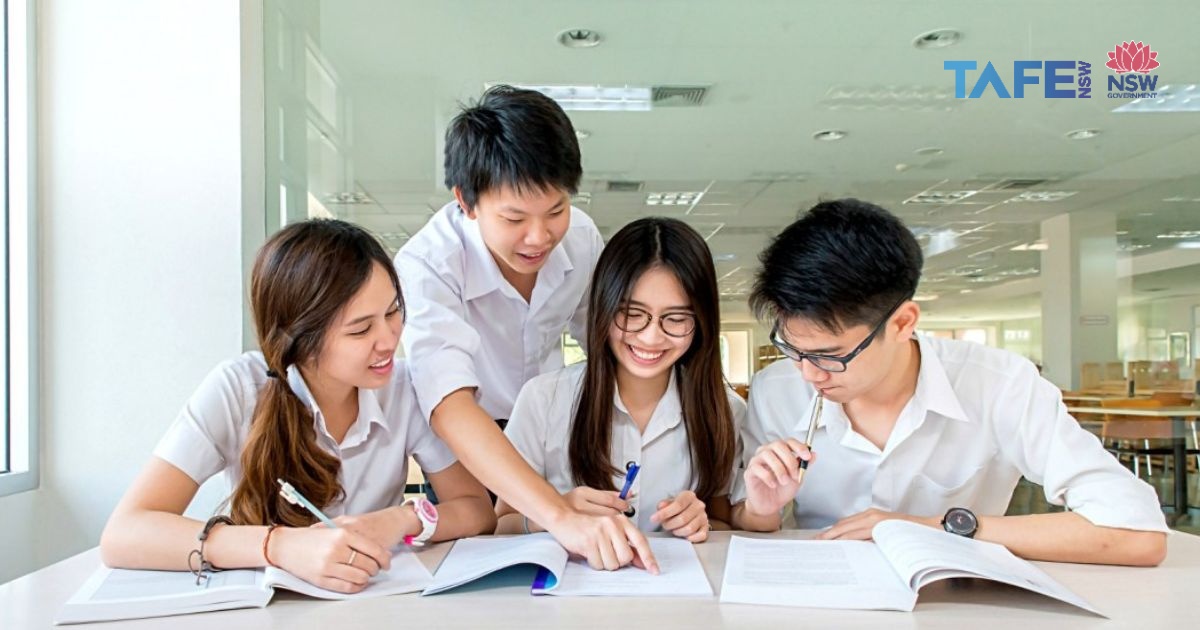 Ngành Truyền thông đa phương tiện thi khối gì?