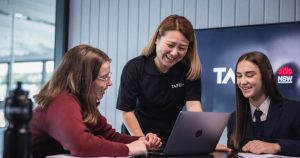 VET vs TAFE là gì? Tổng quan hệ thống đào tạo nghề tại Australia